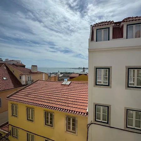 Comfortable With A View Apartmán